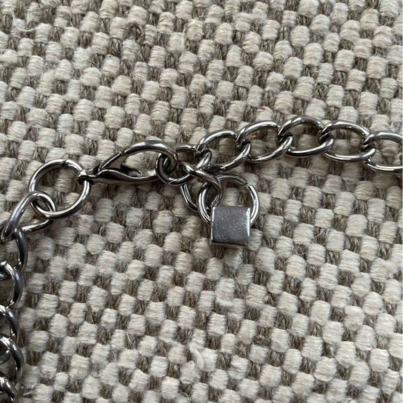 Oversized necklace - Picture 4 of 4